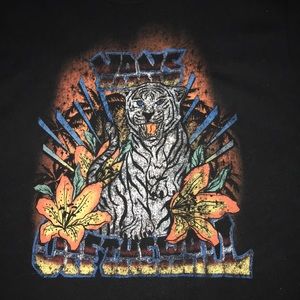 VANS tiger t-shirt NWOT